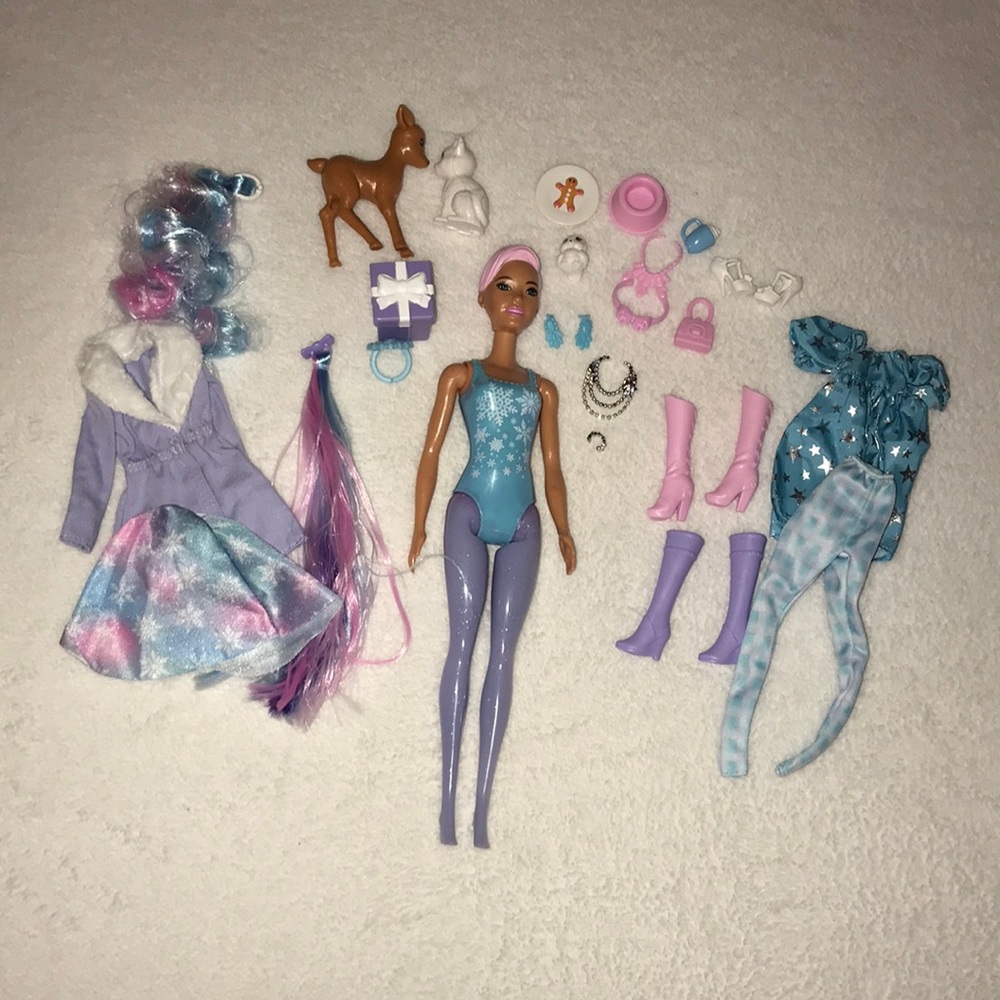 Barbie Reveal Doll